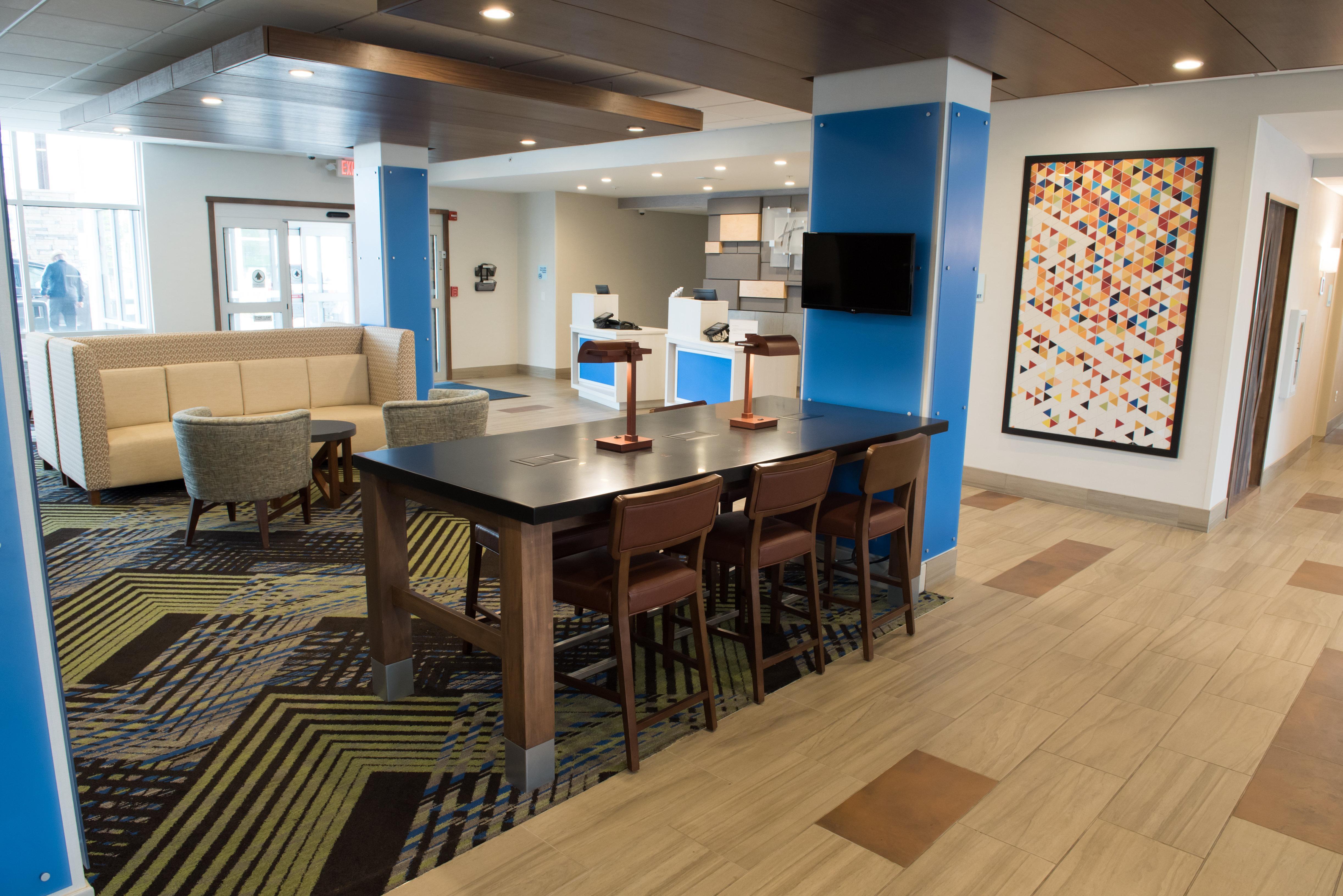 Holiday Inn Express & Suites - Orland Park Mokena, An Ihg Hotel Bagian luar foto