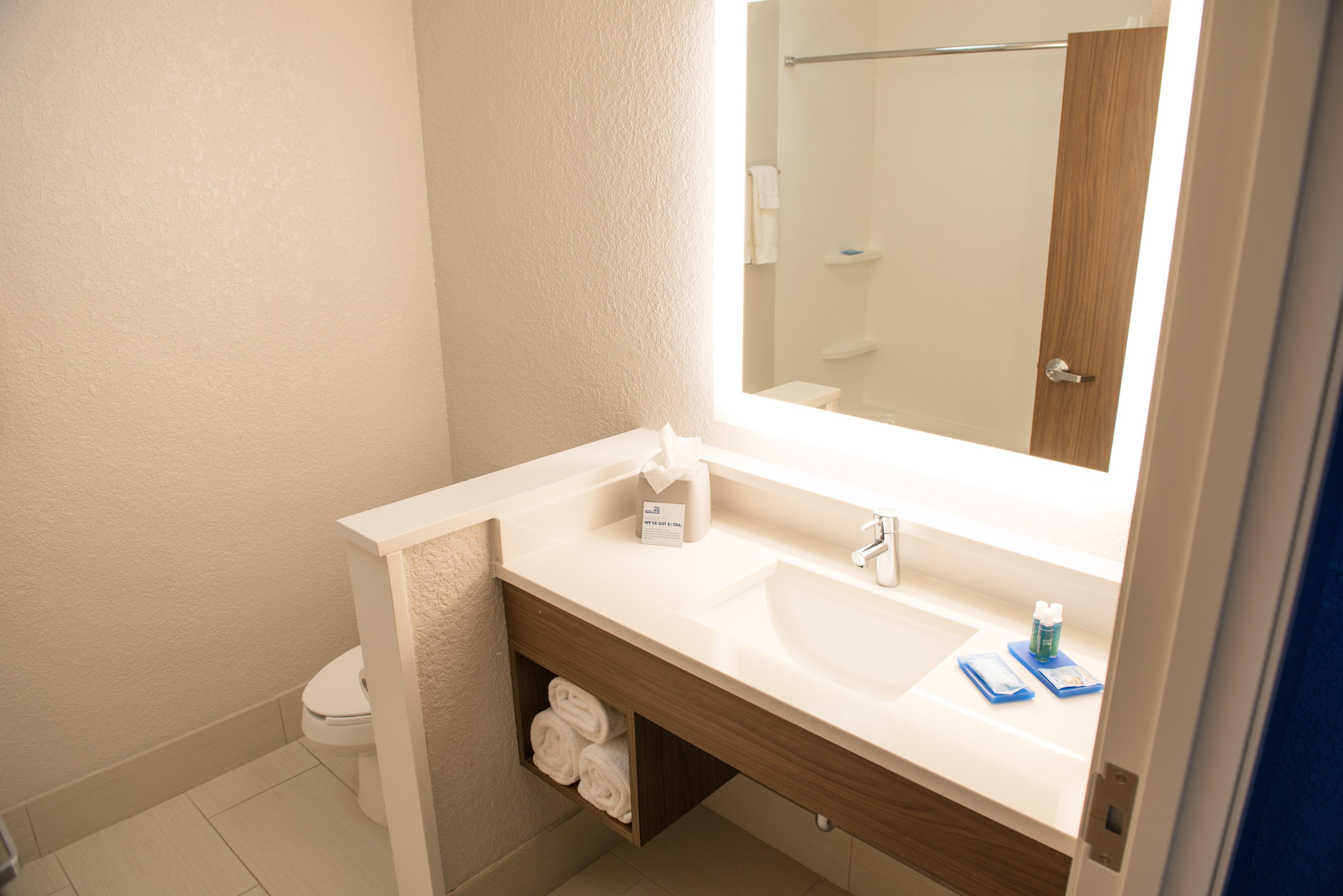 Holiday Inn Express & Suites - Orland Park Mokena By Ihg Bagian luar foto