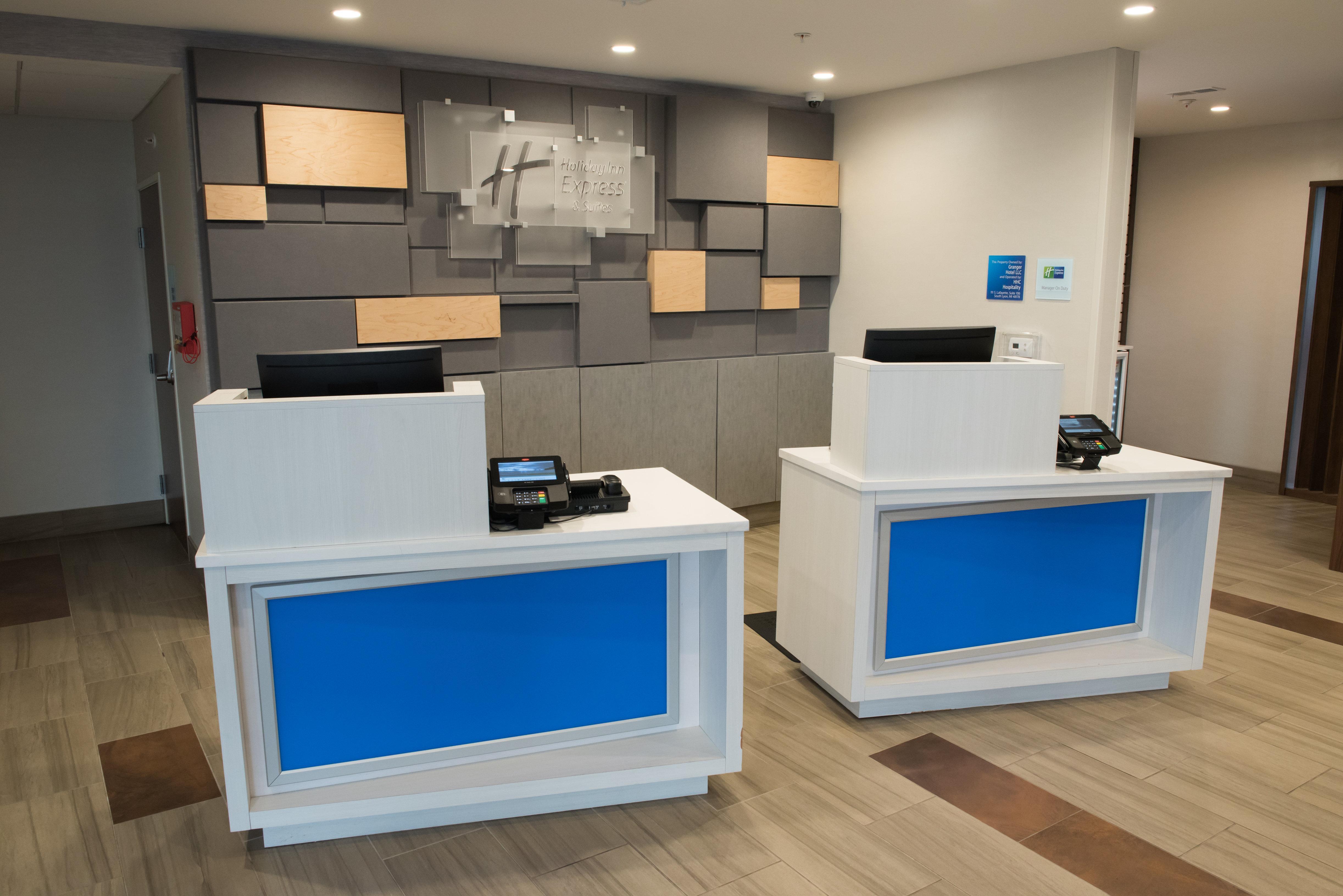 Holiday Inn Express & Suites - Orland Park Mokena By Ihg Bagian luar foto